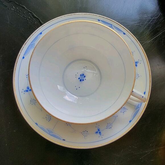 Bing & Grondahl B & G Antique Demitasse Tea cup & Saucer Rare - Picture 2 of 7